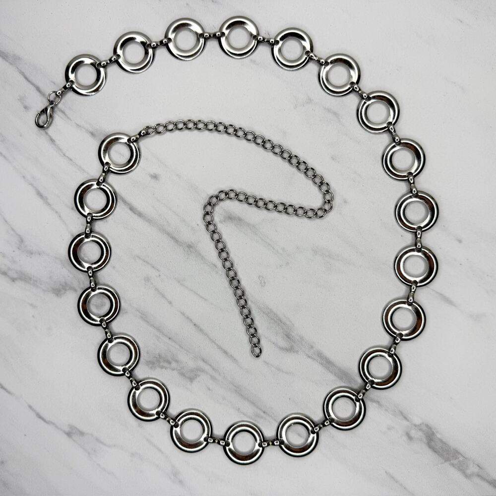 Silver Tone Circle Ring Link Chain Belt Y2K Mod Metal One Size (OS) ✨